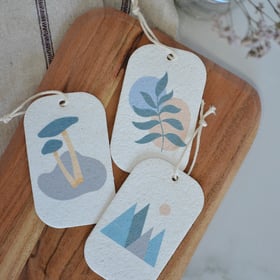 Me Mother Earth Pop-Up Sponge 3-pack, flat compressed cellulose sponges with printed Forest-collection nature designs
